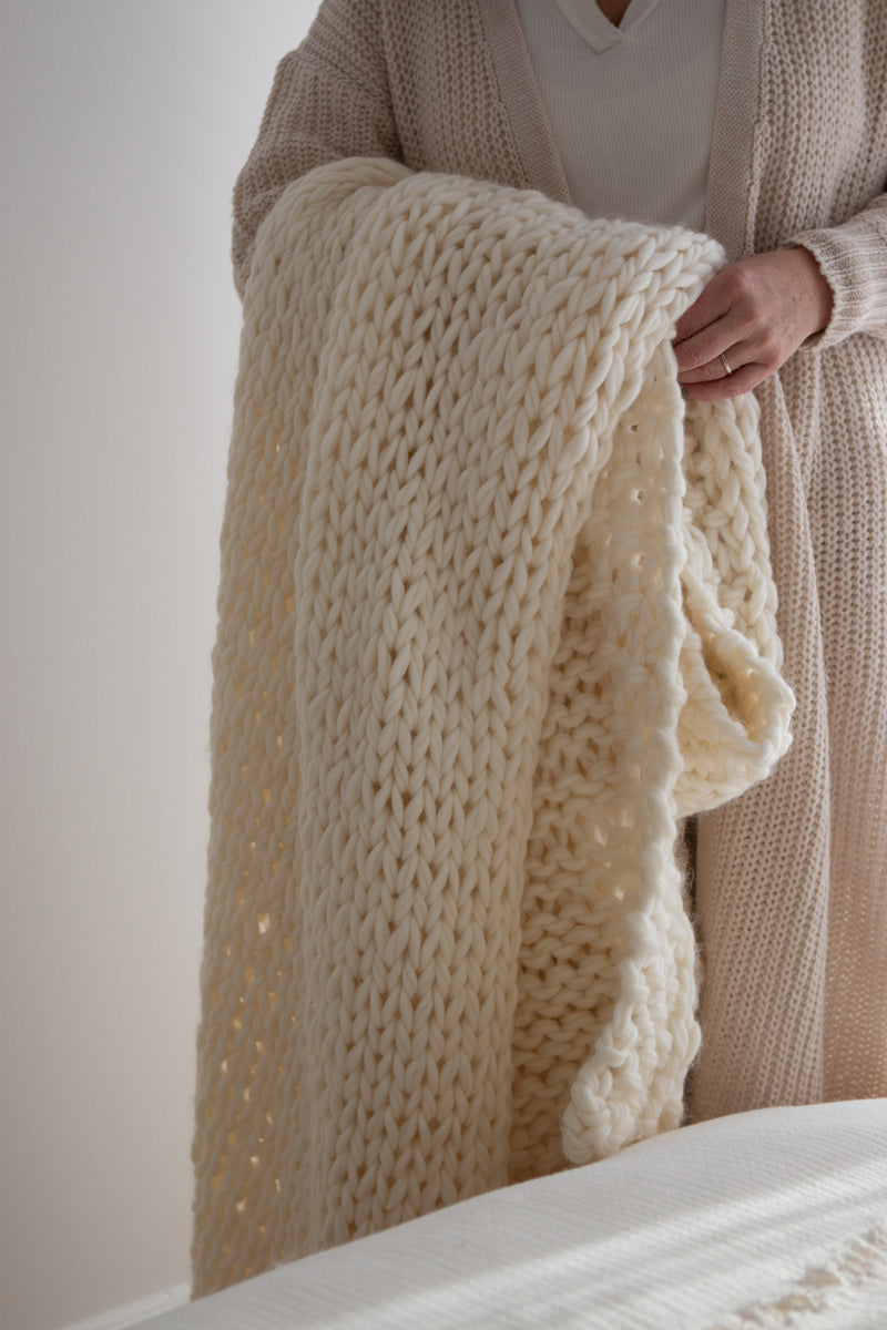 ISOBEL chunky knit blanket pattern