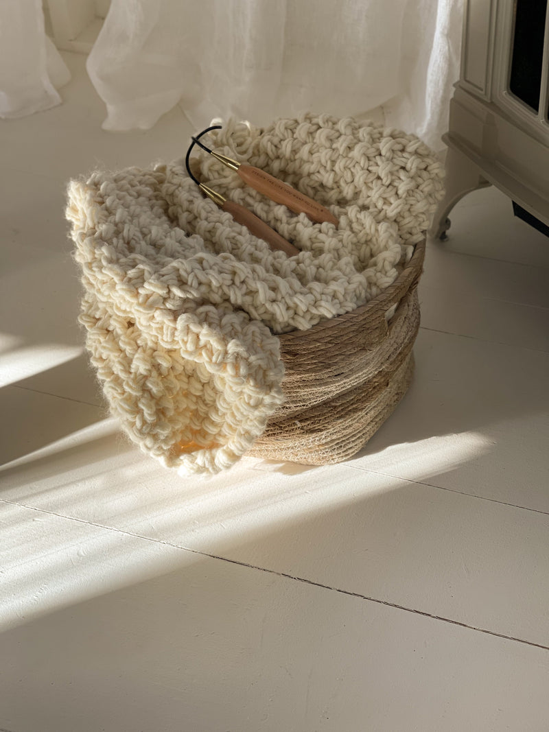 Veronica Chunky Knit Blanket Kit
